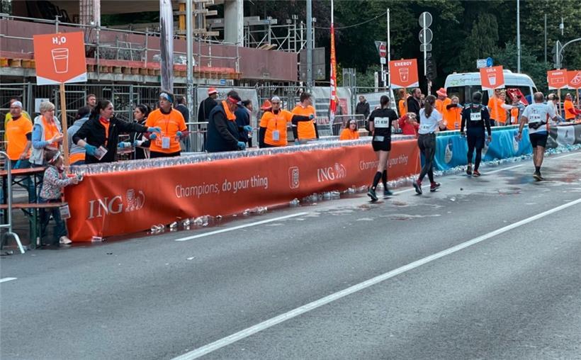 Der Versorgungsstand in der avenue de la Porte-Neuve
