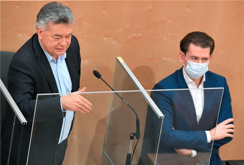 Der Vorsitzende der Grünen und österreichische Vizekanzler Werner Kogler (l.) und der ÖVP-Kanzler Sebastian Kurz
