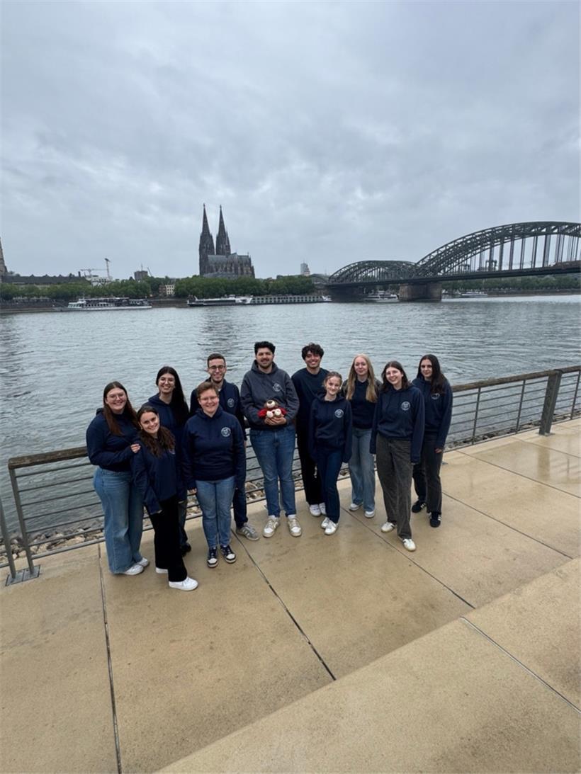 Der Vorstand des LSC am Rheinufer
