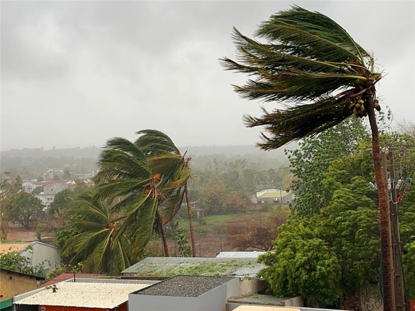 Der Zyklon ist in der Nähe von Pemba in der Provinz Cabo Delgado im Norden Mosambiks auf Land getroffen. Unicef ist sehr besorgt über die unmittelbaren und längerfristigen Auswirkungen auf eine ohnehin schon sehr gefährdete Bevölkerung. 
