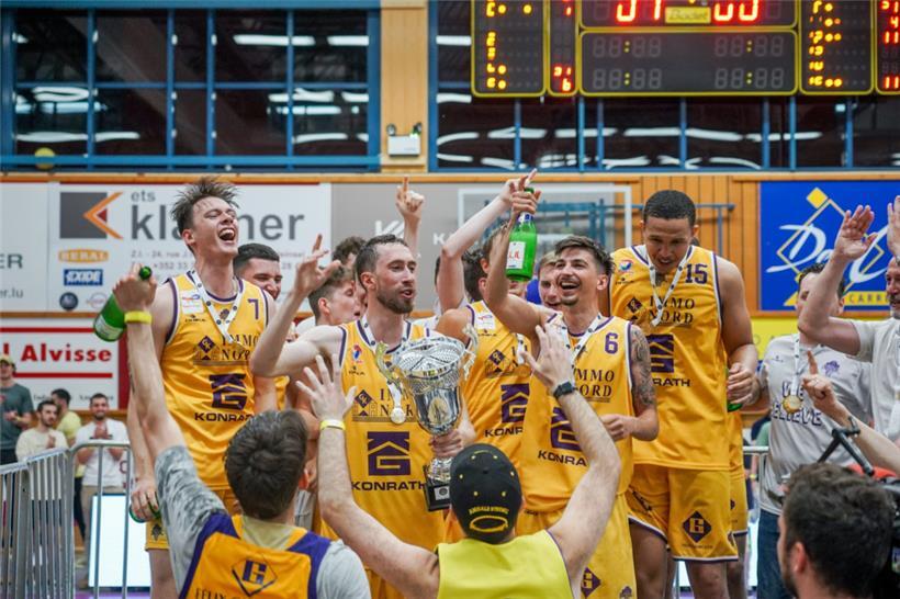 Der älteste der jungen Garde: Noah Medeot (Nr. 6) teilte sich in dieser Saison bereits das Kapitäns-Amt mit Bobby Melcher auf
