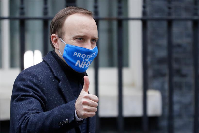 Der britische Gesundheitsminister Matt Hancock ist begeistert darüber, dass die Impfungen im Land bald beginnen können
