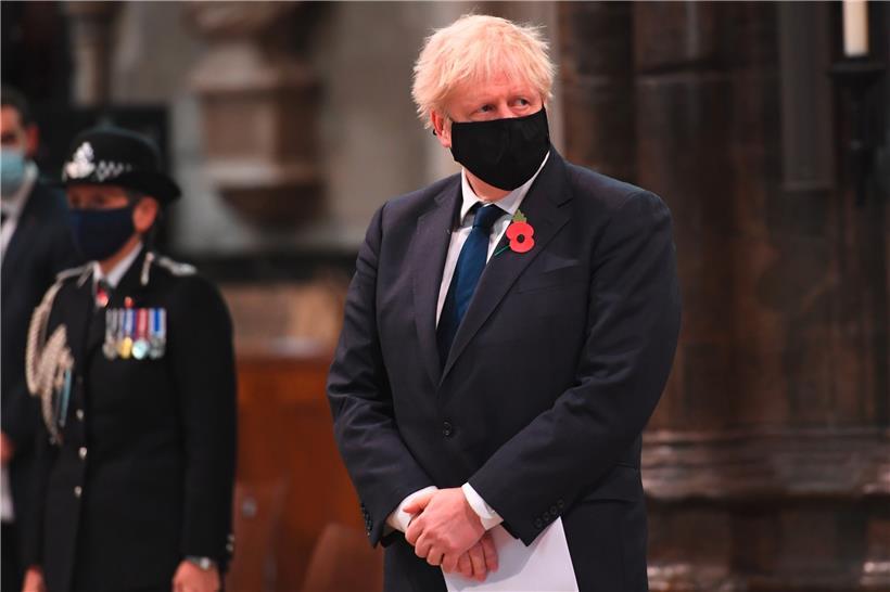 Der britische Premierminister Boris Johnson nimmt in London an einer Feier zum Gedenken an das Ende des Ersten Weltkriegs teil
