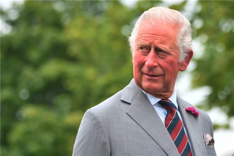Der britische Prinz Charles, Prinz von Wales und Präsident des „The Prince’s Trust“, während eines Besuchs bei der Wohltätigkeitsorganisation „The Prince’s Trust“. Prinz Charles hatte nach Angaben des Palasts „keine Kenntnis“ von angeblichen Fehltritten eines Mitarbeiters seiner Stiftung „The Prince’s Foundation“.
