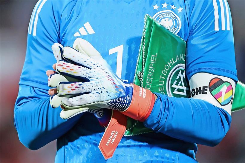 Der deutsche Torwart Manuel Neuer hat bereits betont, dass er sich nicht von der FIFA abschrecken lassen wird
