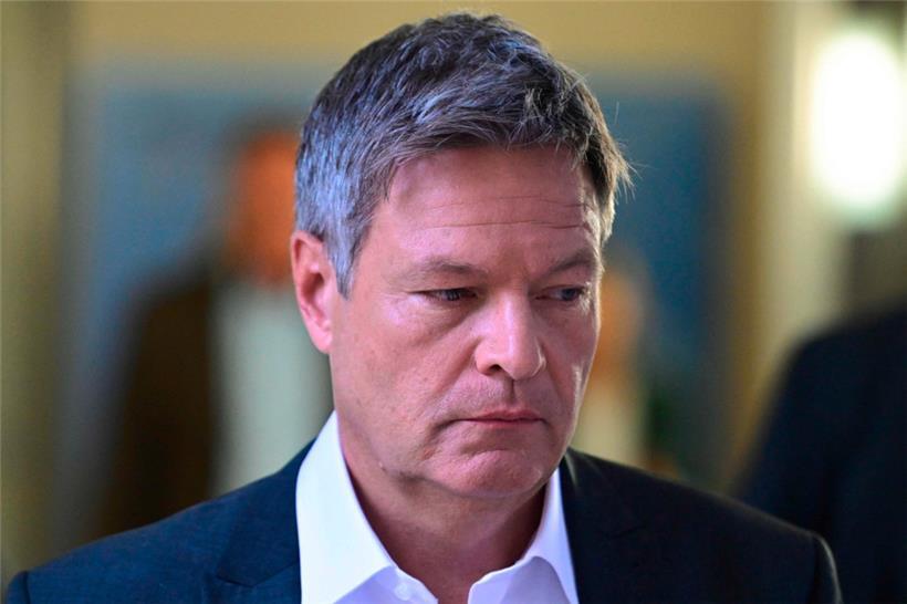 Der deutsche Wirtschaftsminister Robert Habeck wird die Partei der Grünen in den bevorstehenden Bundestagswahlkampf führen
