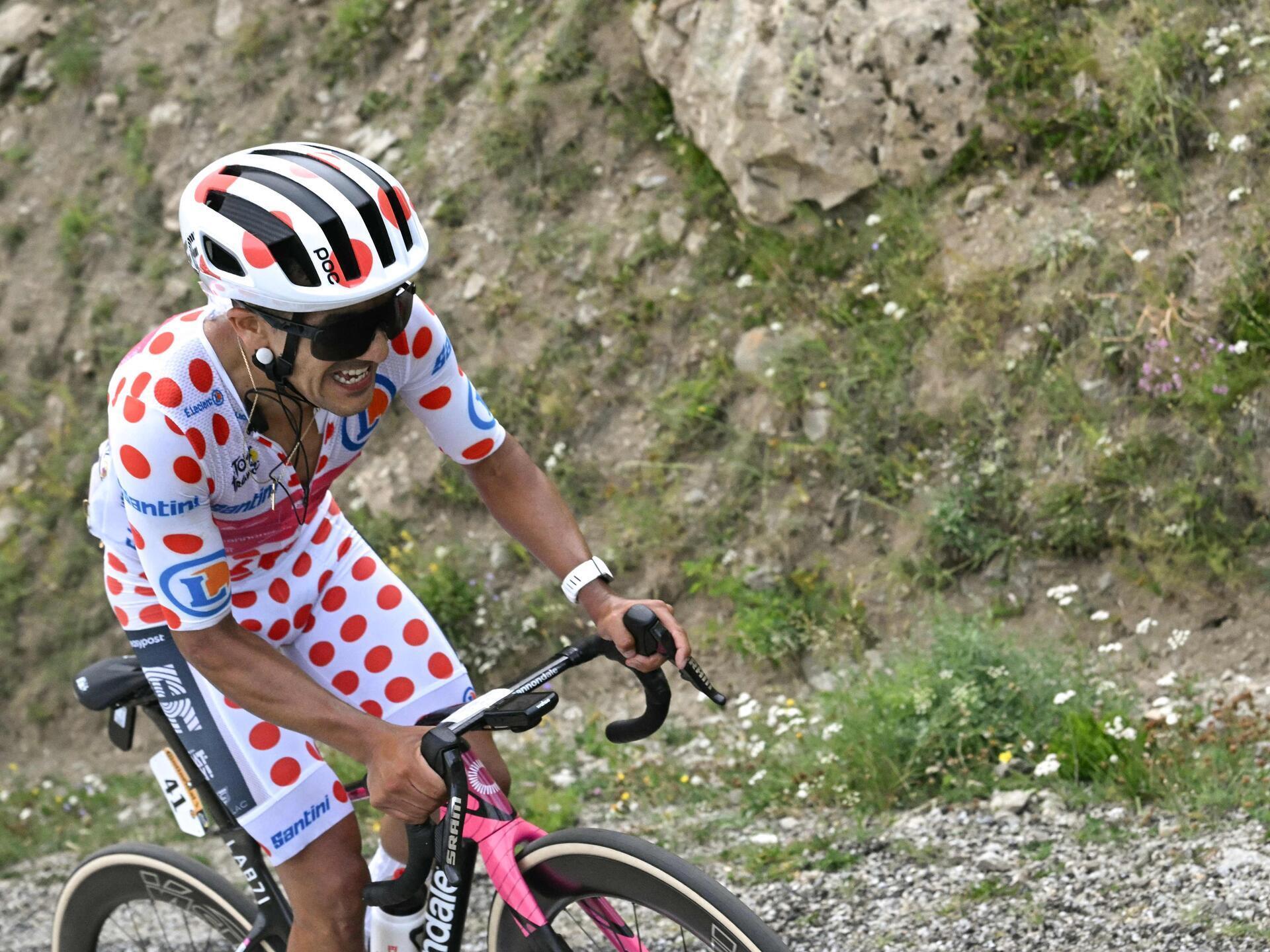 Pogacar close to Tour victory - | Carapaz wins queen stage