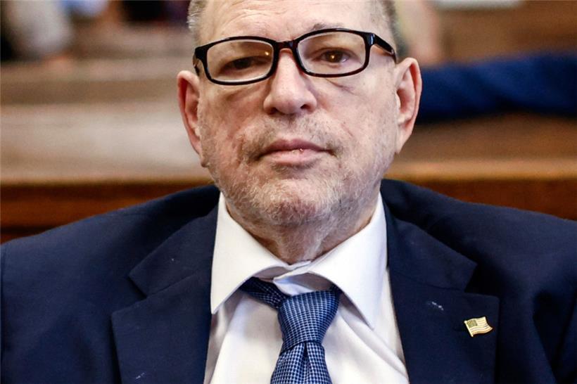  Der ehemalige Hollywood-Filmmogul Harvey Weinstein erscheint zu einer Anhörung vor dem Strafgericht in Manhattan, im Vorfeld eines geplanten Wiederaufnahmeverfahrens wegen Vergewaltigung und sexueller Nötigung
