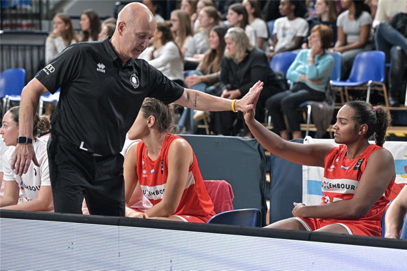 Der erste Rückschlag folgte ausgerechnet gegen den vermeidlich einfachsten Gegner, die Schweiz
