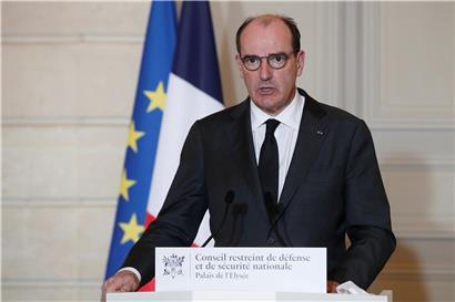 Der französische Premierminister Jean Castex hält am 29. Januar 2021 im Elysee-Palast in Paris eine Rede im Anschluss an eine Sitzung des Sanitätsrates, um neue Maßnahmen zur Eindämmung der Ausbreitung der Pandemie Covid-19, die durch das neuartige Coronavirus verursacht wird, anzukündigen.
