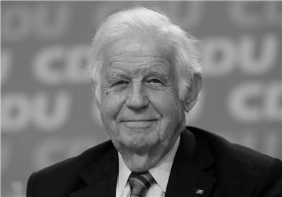 Der frühere sächsische Ministerpräsident Kurt Biedenkopf ist tot
