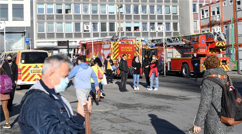Der hauptstädtische Bahnhof wurde wegen eines Brandes im Keller eines Bahnsteigs evakuiert
