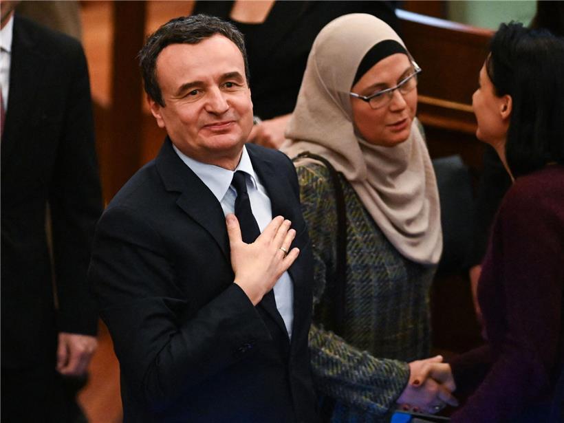 Albin Kurti im kosovarischen Parlament ohne Zweidrittelmehrheit für Vjosa Osmanis Wiederwahl als Präsidentin