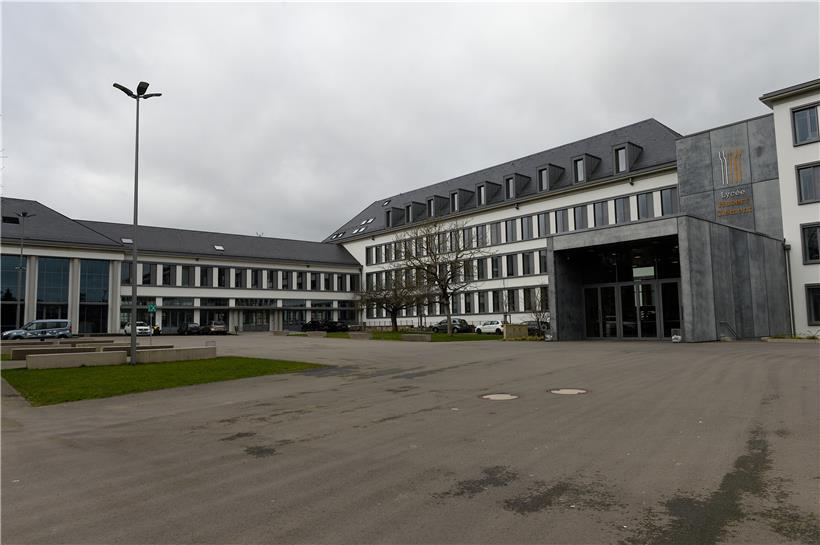 Der mittlerweile neu renovierte „Meedercherslycee“ in Esch
