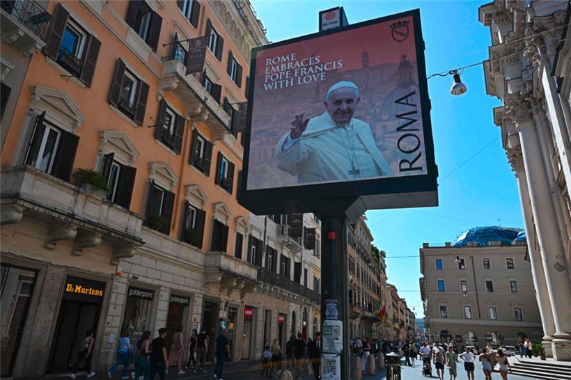 Der nächste Papst soll einer werden, „der weniger und kontrollierter redet", nachdem Franziskus „ständig über alle Themen gesprochen hat“, meint ein Religionsforscher
