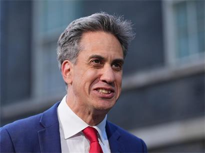 Der neue britische Außenminister Ed Miliband findet deutliche Worte für die Siedlungspolitik Israels