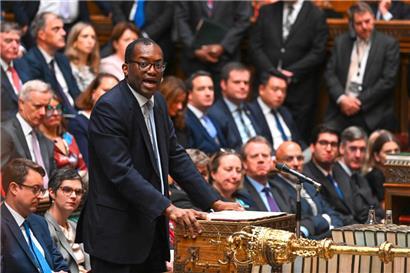 Der neue britische Finanzminister Kwasi Kwarteng erläutert seinen Haushaltsplan im britischen Unterhaus
