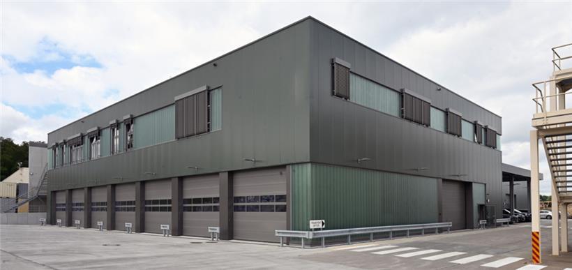 Der neueste Bau auf dem Gelände der WSA: Gebäude 32 mit acht neuen Wartungsbuchten
