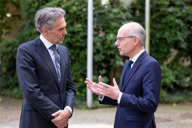 Der niederländische Regierungschef Dick Schoof (l.) und Luxemburgs Premierminister Luc Frieden
