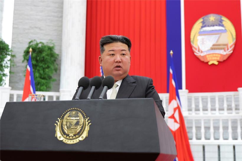 Der nordkoreanische Machthaber Kim Jong Un hat angedroht, Nuklearwaffen einzusetzen, falls feindliche Kräfte die Souveränität seines Landes verletzen sollten
