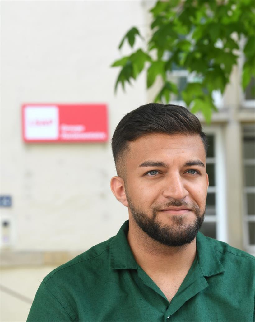 Der parlamentarische Mitarbeiter der LSAP Amir Vesali strebt den Generalsekretärsposten an
