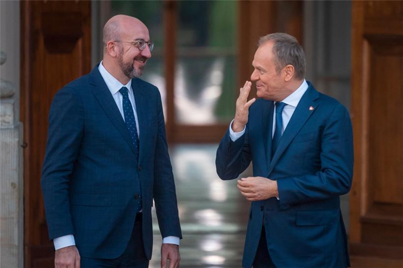Der polnische Regierungschef Donald Tusk (r.), hier mit seinem Nachfolger in Brüssel, dem EU-Ratspräsidenten Charles Michel, hat den rechtsstaatlichen Augiasstall ausgemistet, den die nationalpopulistische PiS-Regierung hinterlassen hatte
