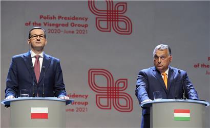 Der polnische Regierungschef Mateusz Morawiecki (l.) und sein ungarischer Amtskollege Viktor Orban sind sich einig darin, europäische Rechts- und Wertestandards in ihren Ländern zurückdrängen zu wollen
