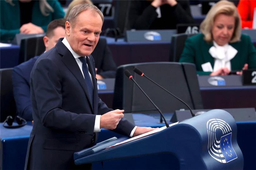 Der polnische Regierungschef und amtierende EU-Ratsvorsitzende Donald Tusk widmete einen großen Teil seiner Rede im EU-Parlament der Frage der gemeinsamen Verteidigung in der EU
