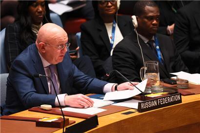 Der russische UN-Botschafter Wassili Nebensja konnte am Montag mit dem Abstimmungsergebnis im UN-Sicherheitsrat hochzufrieden sein
