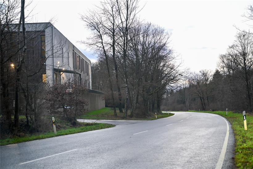 Der sicherere Weg zur Winteraktion führt nicht etwa über den Haupteingang – hier...