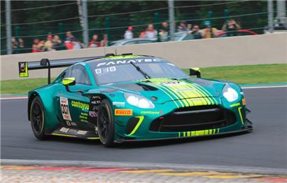 Der siegreiche Comtoyou – 007 Aston Martin Vantage von Mattia Drudi/Nicki Thiim/Marco Sörensen
