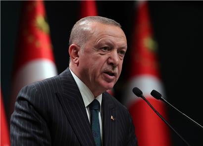 Der türkische Präsident Recep Tayyip Erdogan hat sich im Erdgasstreit mit Griechenland kurz vor einem neuen deutschen Vermittlungsversuch unnachgiebig gezeigt.
