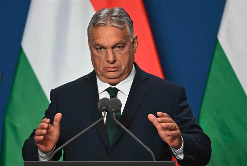 Der ungarische Regierungschef Viktor Orban lässt hinter sich nie die Europa-Fahne aufstellen, so wie es protokollarisch bei offiziellen Anlässen vorgesehen ist 
