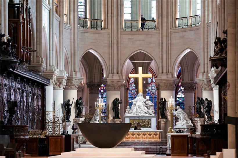 Der vom französischen Künstler und Designer Guillaume Bardet entworfene Altar im...