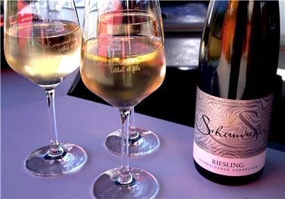 Der von den Machern ausgebrachte Slogan „Och mat Ofstand dee beschte Riesling“ war sicher passend und wohldurchdacht, der erwartete Gästezuspruch blieb jedoch aus

