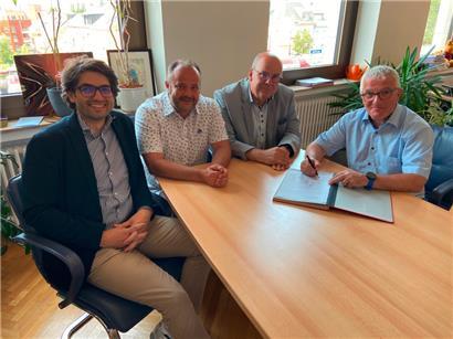 Der zukünftige Schifflinger Schöffenrat (v.l.n.r.): Rizo Agovic, Carlo Feiereisen (LSAP), Marc Spautz, Paul Weimerskirch (CSV)
