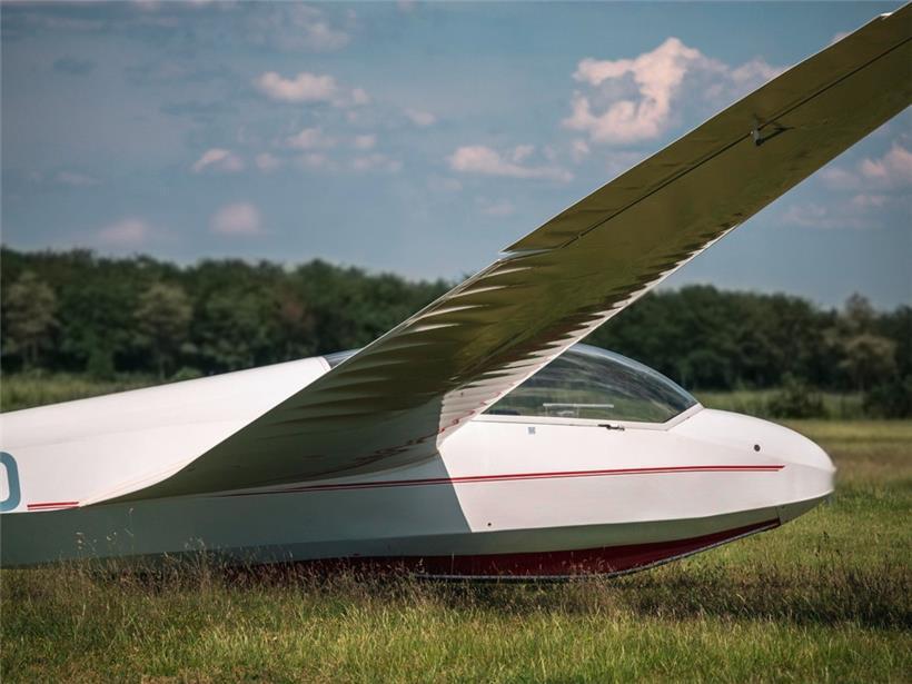 Der Pilot verlor ersten Erkenntnissen zufolge die Kontrolle über die Maschine

