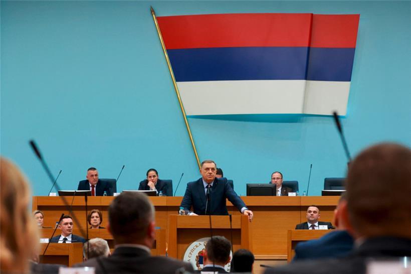 Der bosnische Serbenführer Milorad Dodik hatte kürzlich einseitig die Zuständigkeit von Justiz und Polizei des bosnischen Zentralstaates für die Republika Srpska für beendet erklärt
