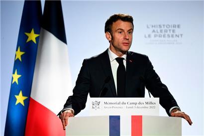 Des défis majeurs attendent Emmanuel Macron et son gouvernement en 2023
