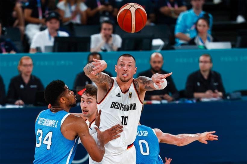 Deutschland um Daniel Theis ließ gegen Griechenland nichts anbrennen
