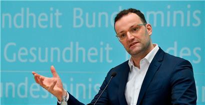 Deutschlands Gesundheitsminister Jens Spahn gibt trotz Erfolgen noch keine Entwarnung
