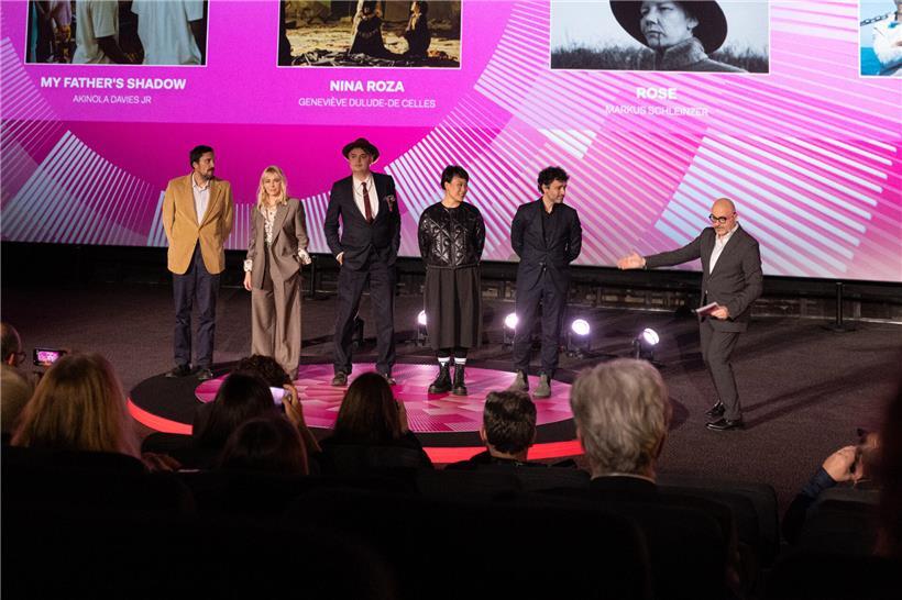 Abschluss der 16. Ausgabe des Luxembourg City Film Festival mit jubelnden Besuchern und festlicher Atmosphäre