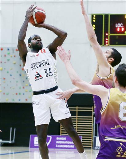 Die 38 Punkte von Antunio Bivins reichten nicht zum zweiten Saisonsieg des Racing
