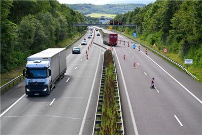 Die A1 musste am Sonntag infolge eines Unfalls gesperrt werden
