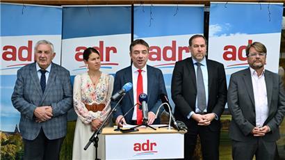 Die ADR-Fraktion am Freitag in Schifflingen: Jeff Engelen, Alexandra Schoos, Fred Keup, Tom Weidig und Dan Hardy

