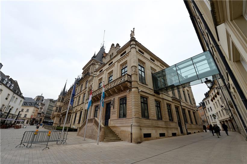 Die Abstimmung erfolgte noch immer nicht im eigentlichen Sitz der Chamber auf dem „Krautmaart“
