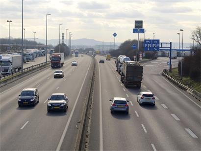 Autobahnraststätte Aire de Berchem an A3 mit temporärer Wochenendschließung wegen Wartungsarbeiten