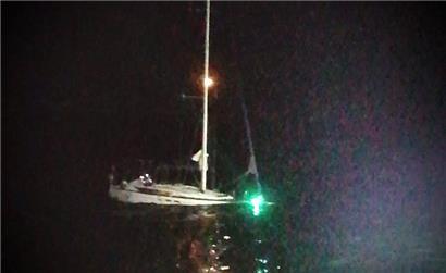 Die „Alboran Champagne“ nach der Begegnung mit den Orcas
