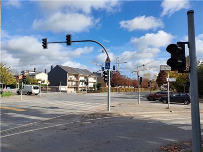 Die Ampelanlage an der Kreuzung Boulevard GD Charlotte / Avenue de la Paix ist ebenfalls betroffen.
