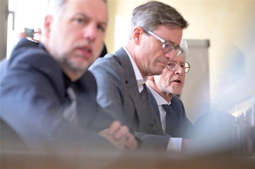 Die Arbeiten am Eisenbahntunnel Schieburg waren aufwendiger als erwartet, teilt die Direktion der CFL am Donnerstagmittag mit
